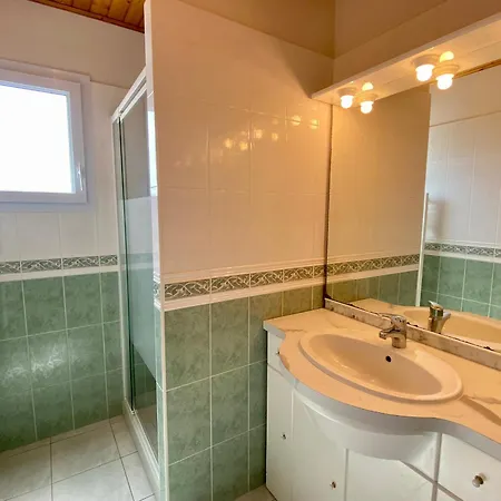 Maison Familiale Ideale : Proche Et Centre, Calme, Terrasse, 8 Pers, Wifi, Garage - Fr-1-231-275 *