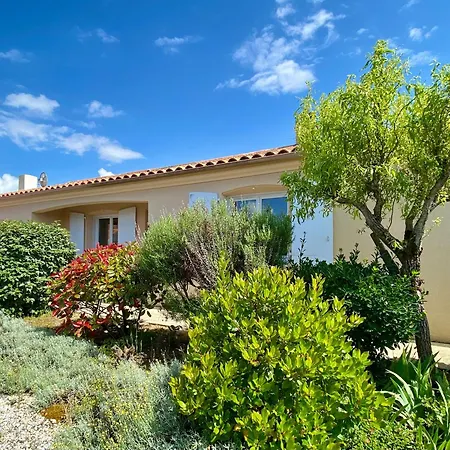 Maison Familiale Ideale : Proche Et Centre, Calme, Terrasse, 8 Pers, Wifi, Garage - Fr-1-231-275 Ferienhaus *