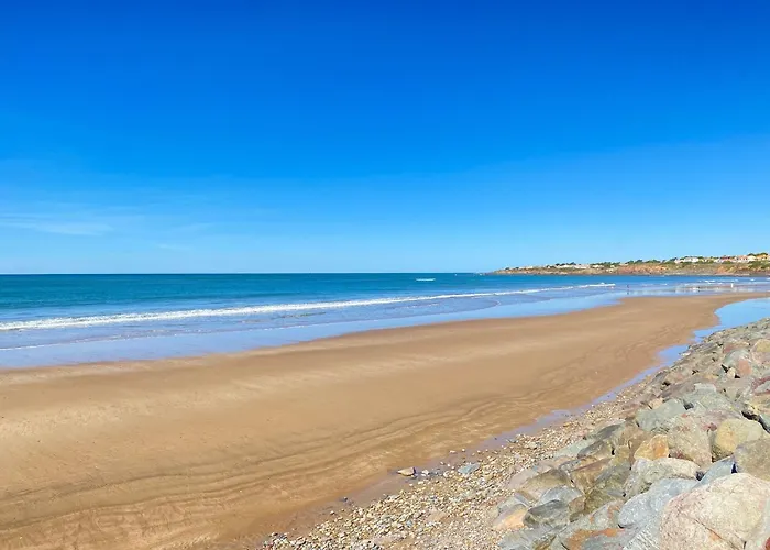 Nyaraló Maison Familiale Ideale : Proche Et Centre, Calme, Terrasse, 8 Pers, Wifi, Garage - Fr-1-231-275 Brétignolles-sur-Mer