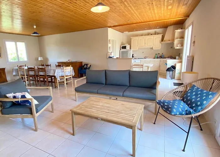 Maison Familiale Ideale : Proche Et Centre, Calme, Terrasse, 8 Pers, Wifi, Garage - Fr-1-231-275 Nyaraló