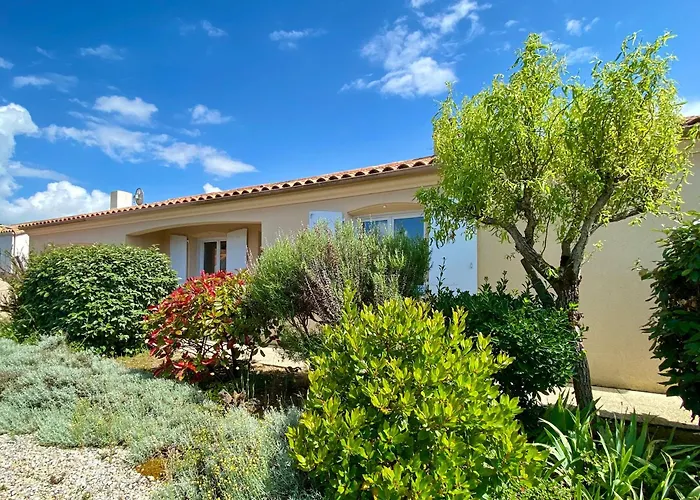 Maison Familiale Ideale : Proche Et Centre, Calme, Terrasse, 8 Pers, Wifi, Garage - Fr-1-231-275 Feriehus *