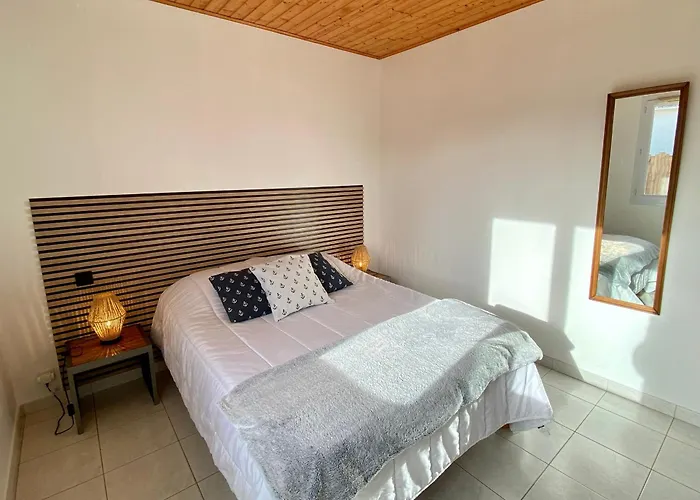 Maison Familiale Ideale : Proche Et Centre, Calme, Terrasse, 8 Pers, Wifi, Garage - Fr-1-231-275 * Brétignolles-sur-Mer